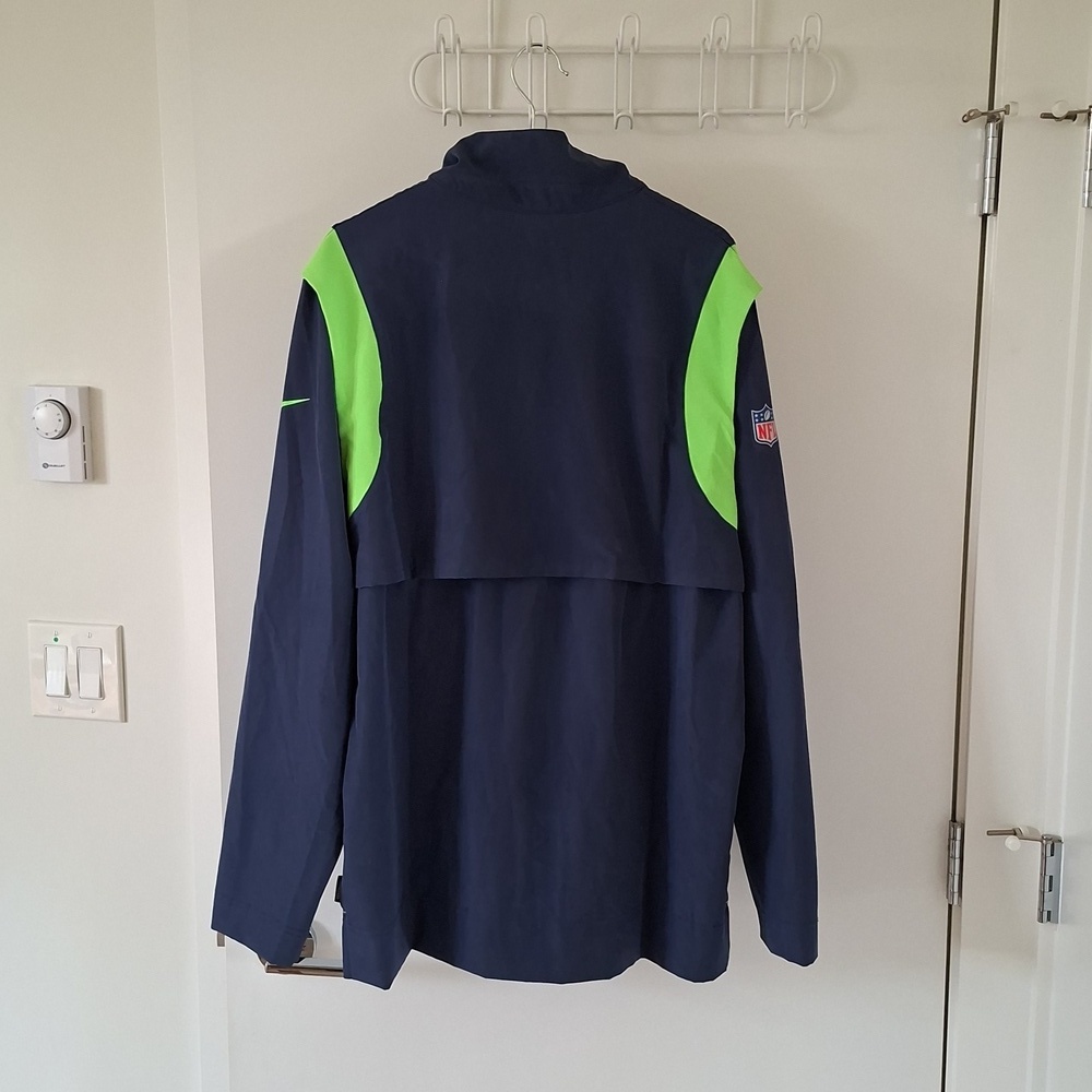 Seattle Seahawks x Nike Men's Navy & Green Quarter-zip Nylon Jacket (Size M) - Picture 10 of 11